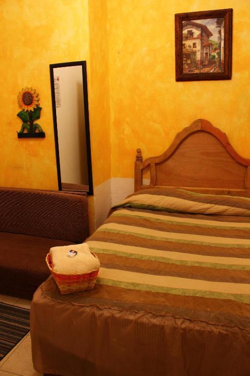Hostal La Casa Del Tio Гуанахуато Стая снимка